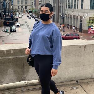 LULULEMON perfectly oversized crew neck sweater sweat shirt blue size 2 terry